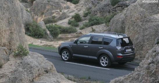 Mitsubishi Outlander II