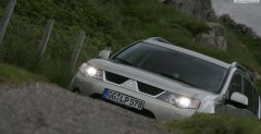 Mitsubishi Outlander II