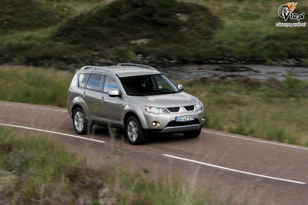 Mitsubishi Outlander II