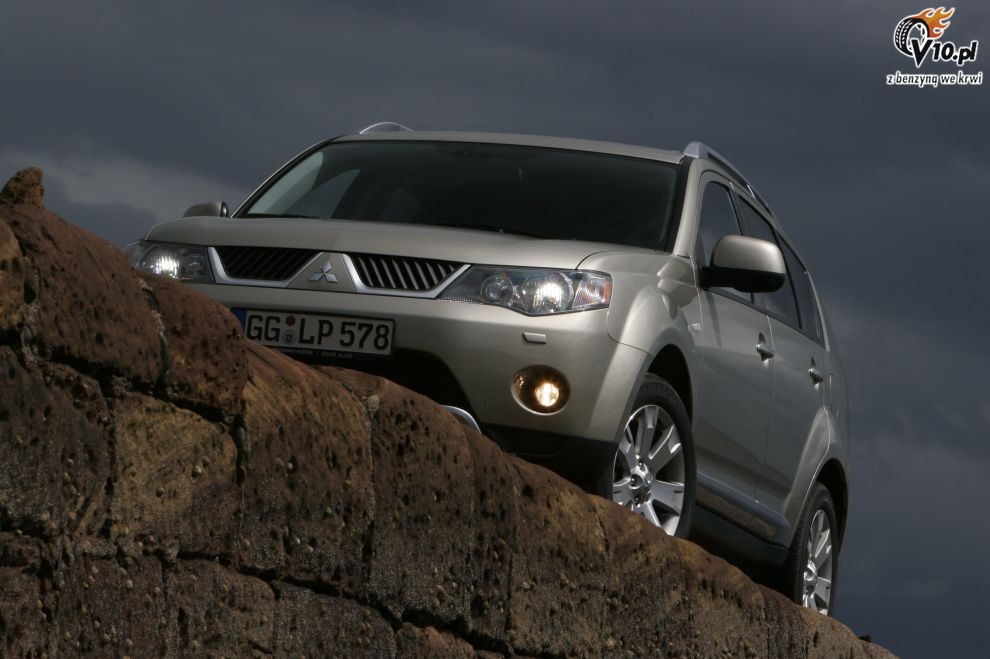 Mitsubishi Outlander II