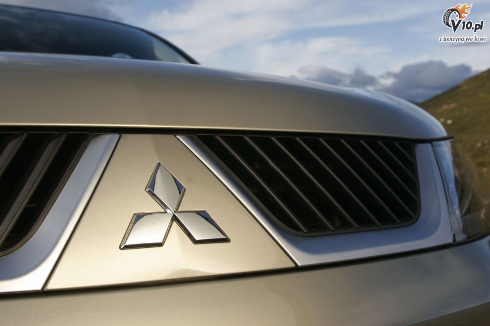 Mitsubishi Outlander II