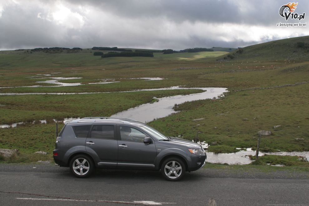 Mitsubishi Outlander II