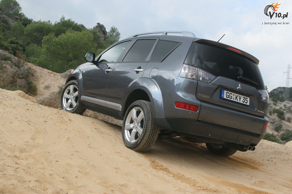 Mitsubishi Outlander II