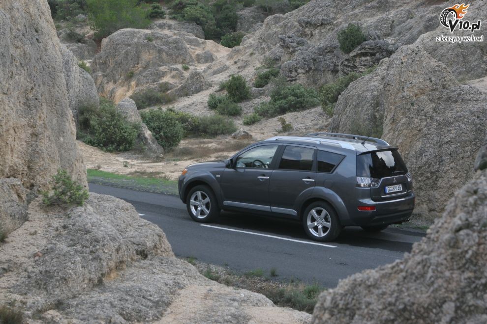 Mitsubishi Outlander II