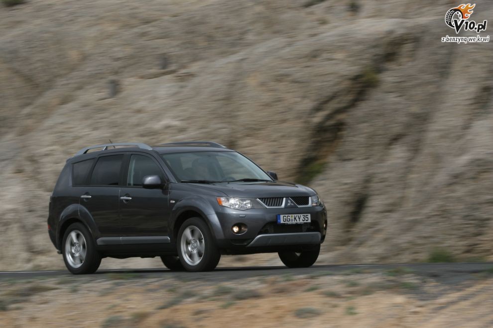 Mitsubishi Outlander II