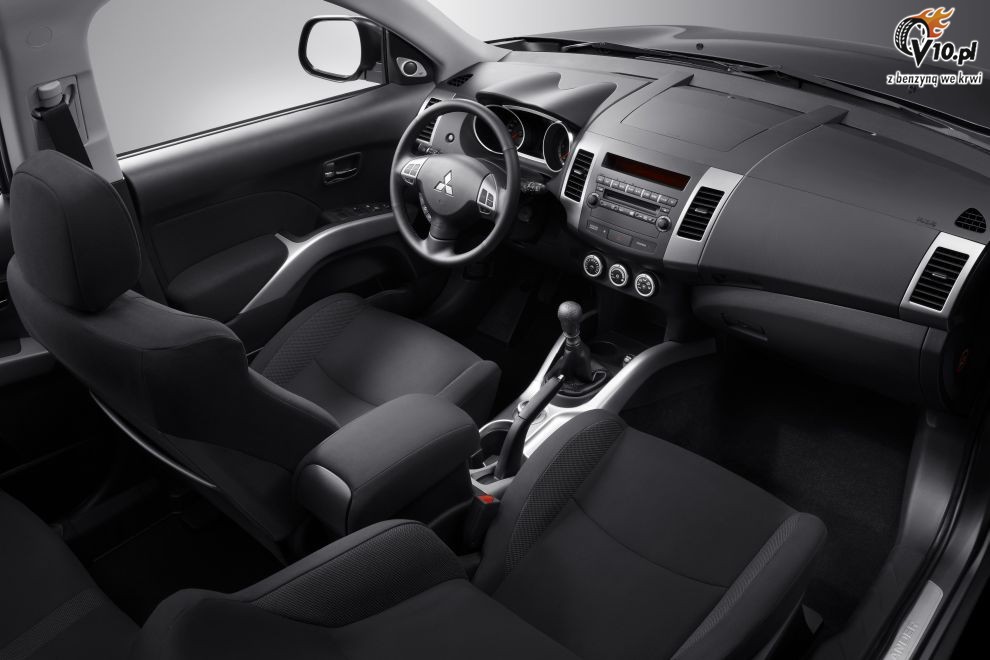Mitsubishi Outlander II