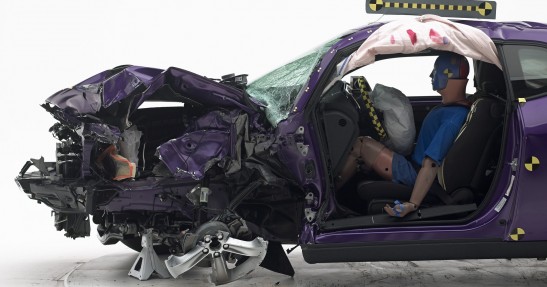 Dodge Challenger 2016 crash test