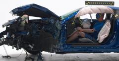 Chevrolet Camaro 2016 crash test