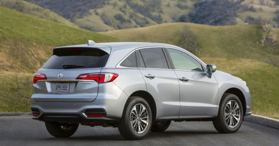 Acura MDX model na rok 2017