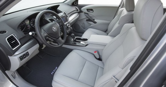 Acura MDX model na rok 2017