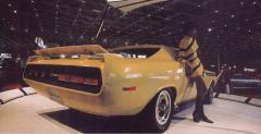 Dodge Challenger SRT8 Yellow Jacket