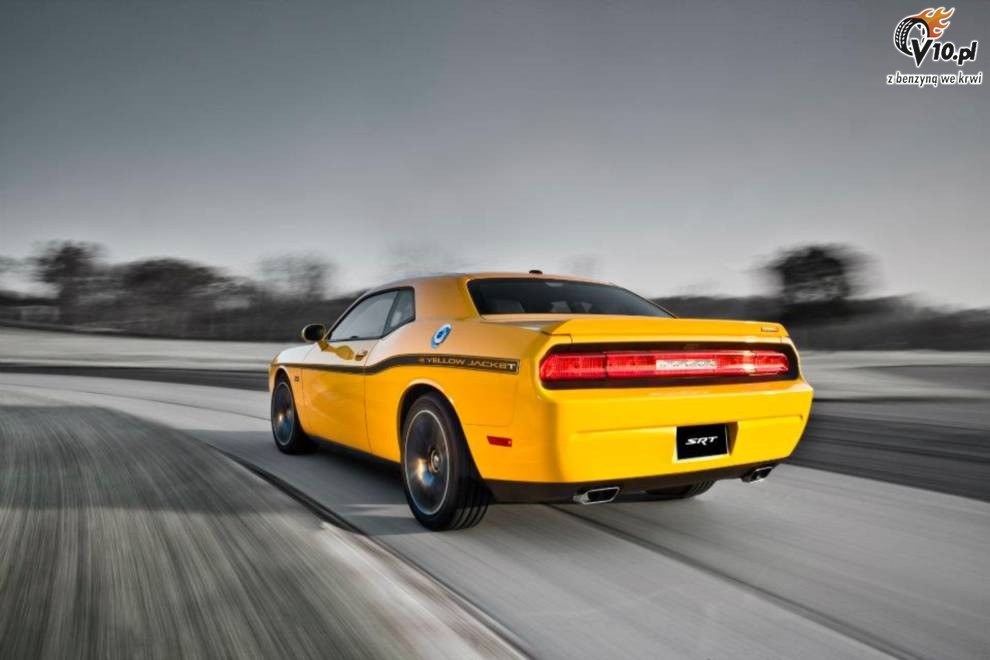 Dodge Challenger SRT8 Yellow Jacket