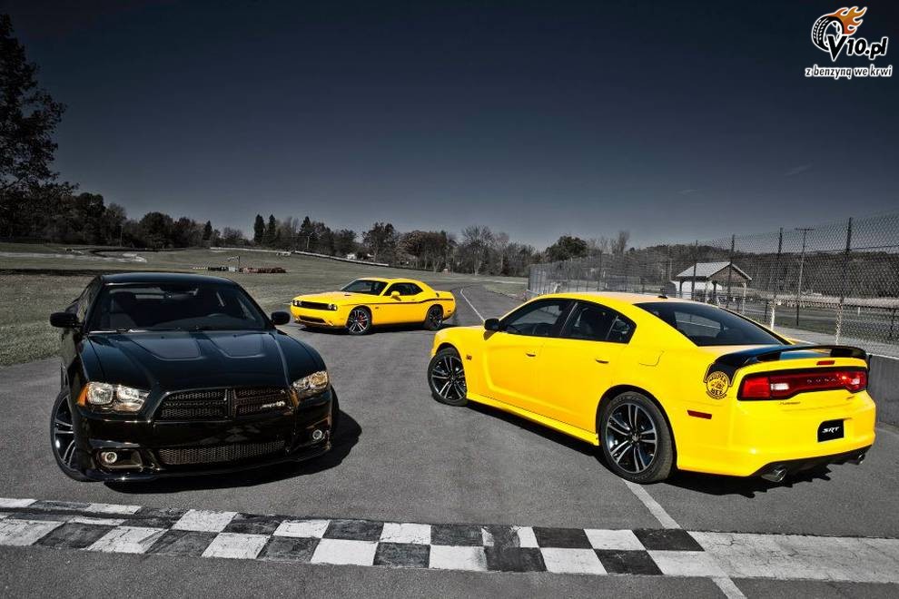 Dodge Charger SRT8 Super Bee 2012
