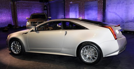 Cadillac CTS Coupe model 2011