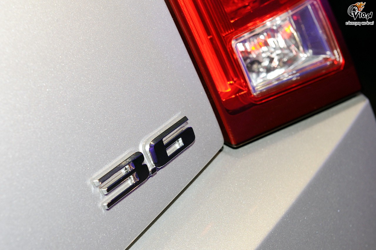 Cadillac CTS Coupe model 2011