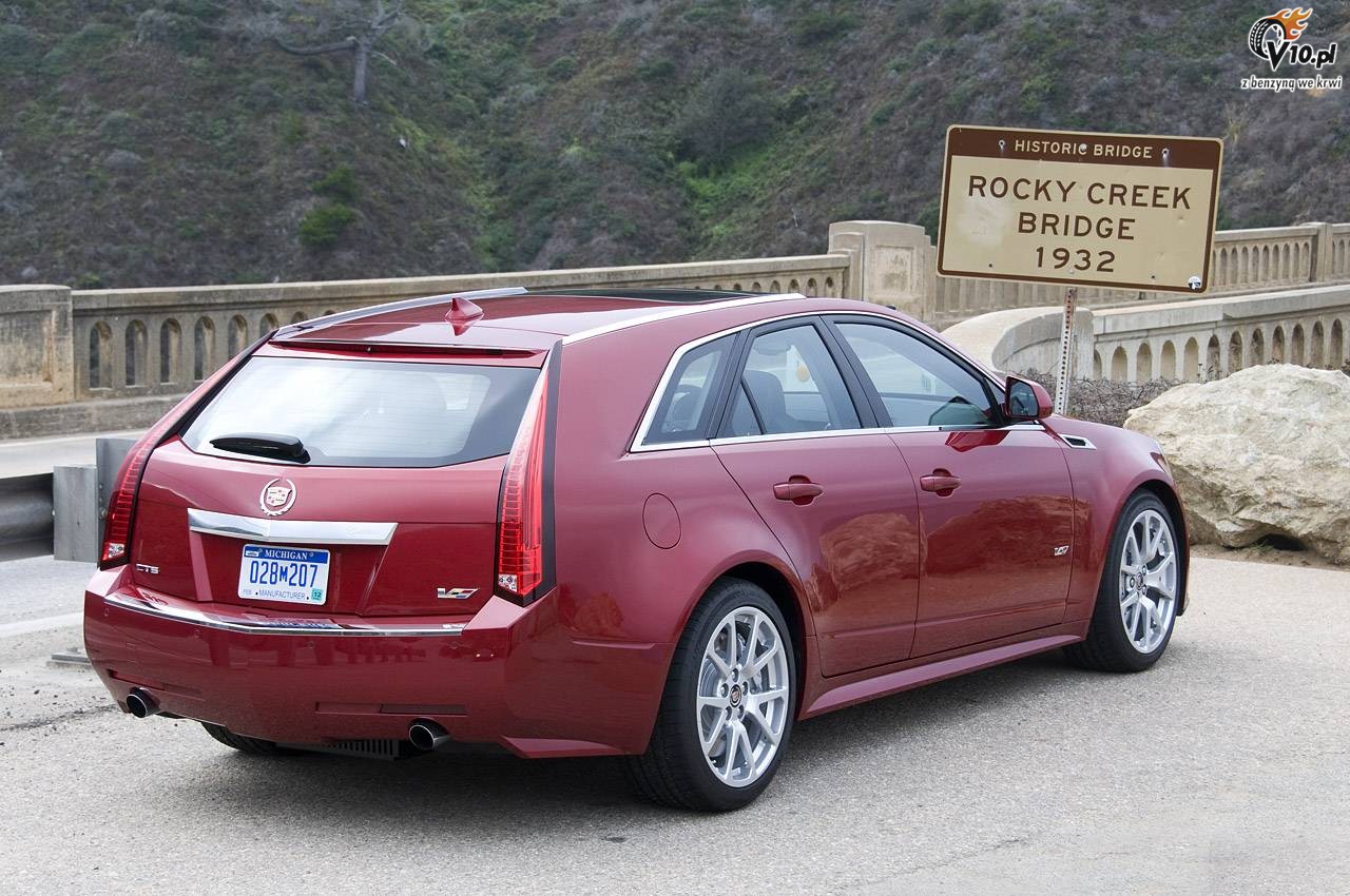 Cadillac CTS-V Sport Wagon