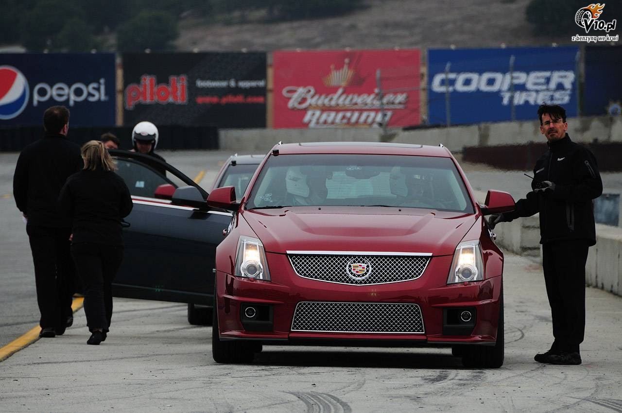 Cadillac CTS-V Sport Wagon