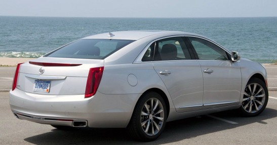 Cadillac płaci za jazdy testowe