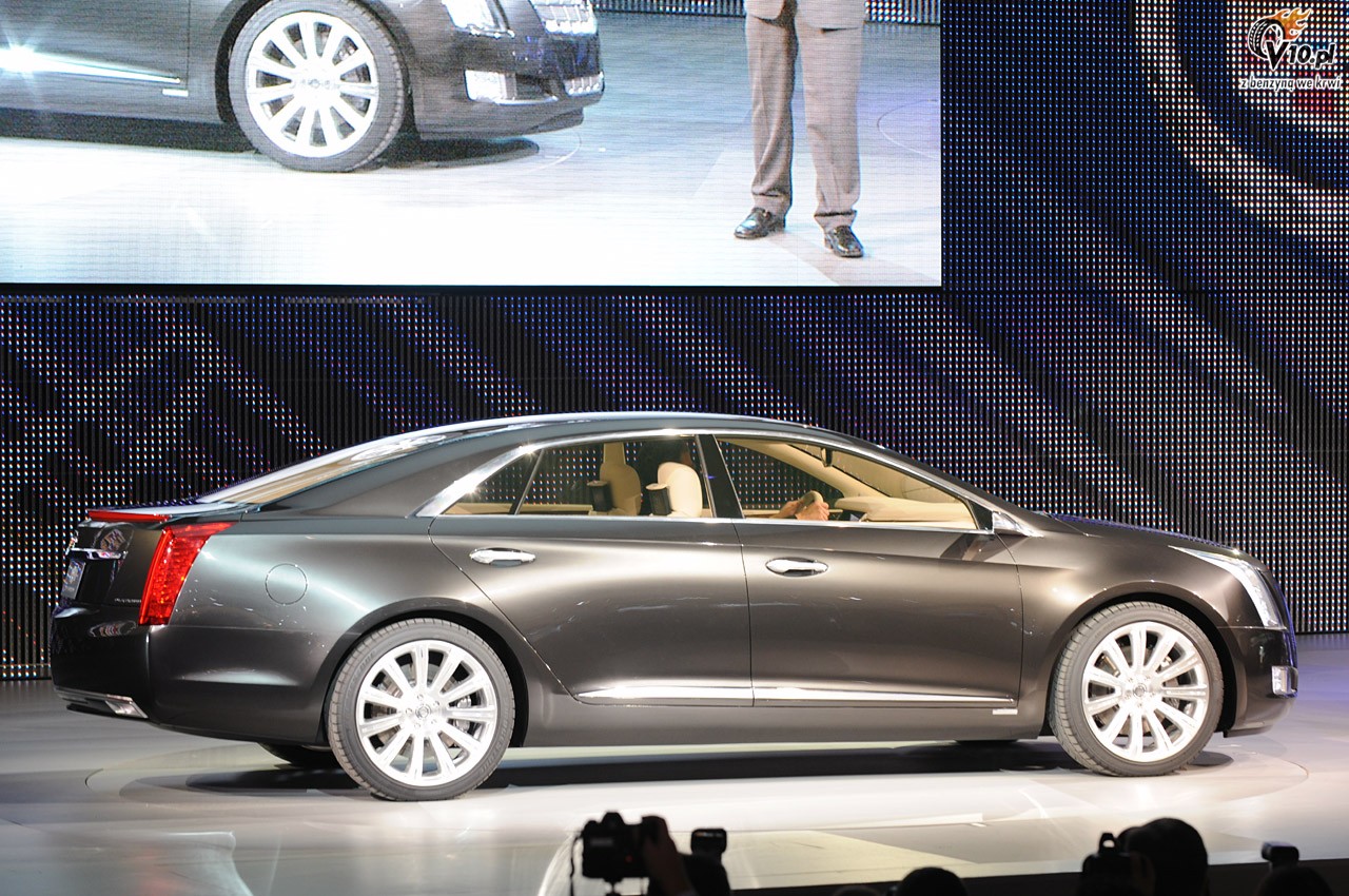 Cadillac XTS Platinum Concept