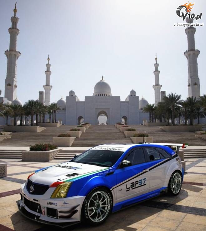 Cadillac CTS-V SportWagon Race Car