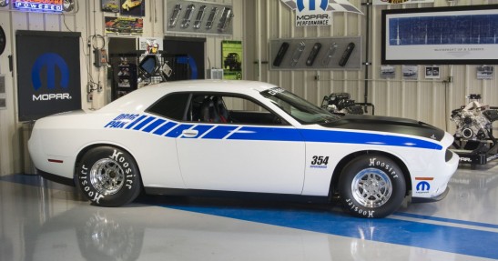 Nowy Dodge Challenger Drag Pak - ćwierć mili w 8 sekund