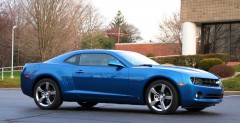 Ford Mustang V6 vs Chevrolet Camaro V6