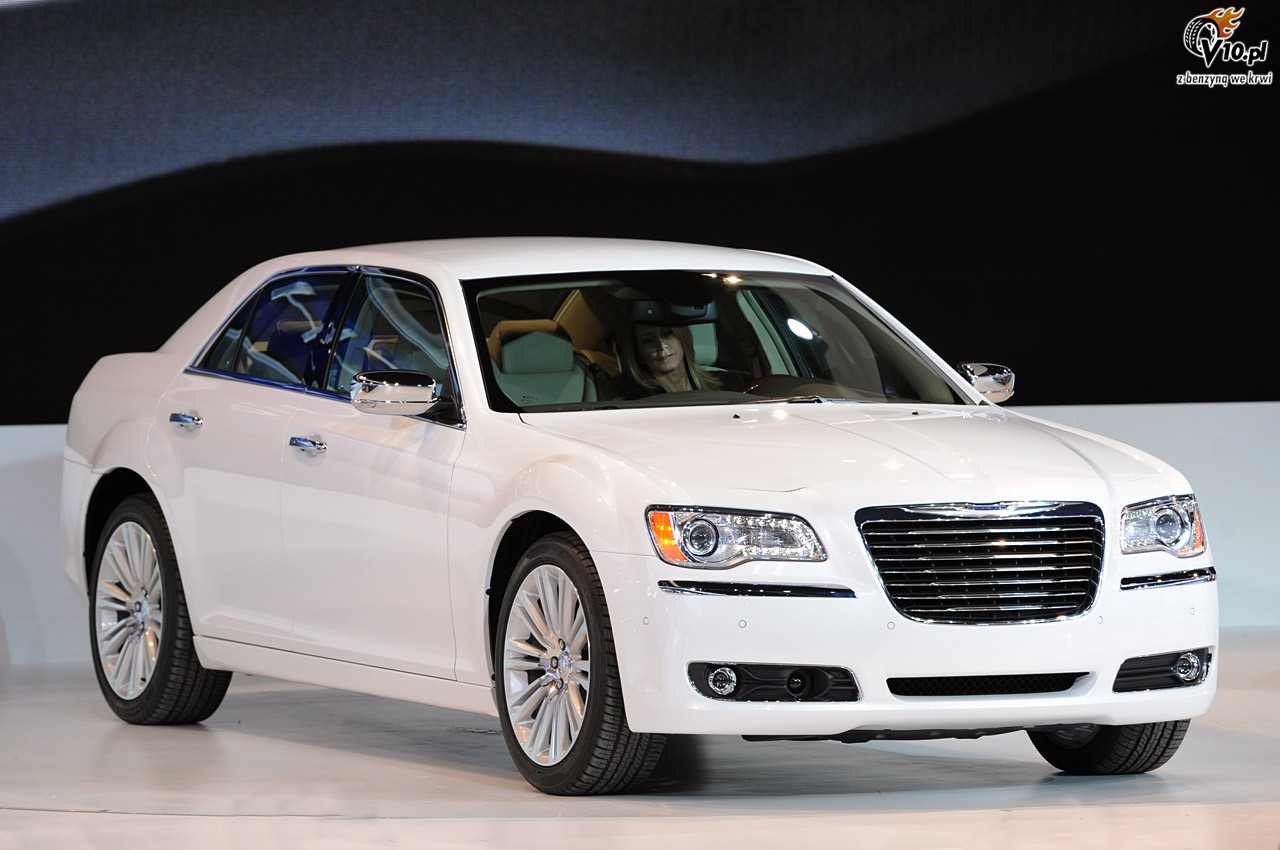 Chrysler 300 model 2011