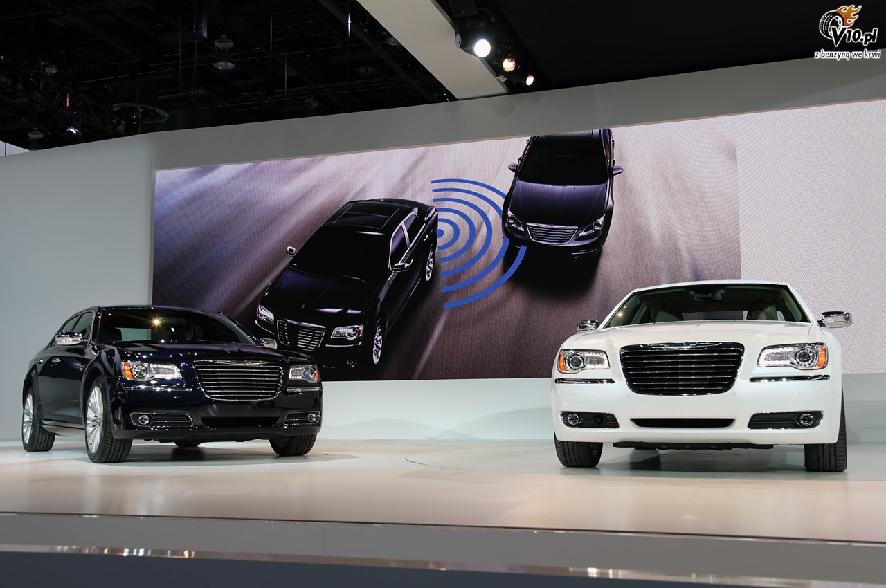 Chrysler 300 model 2011