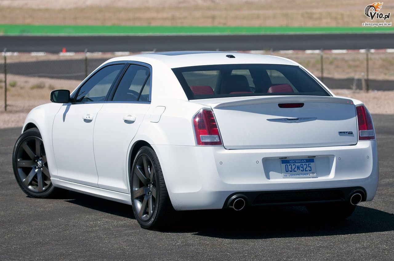 Chrysler 300C SRT8