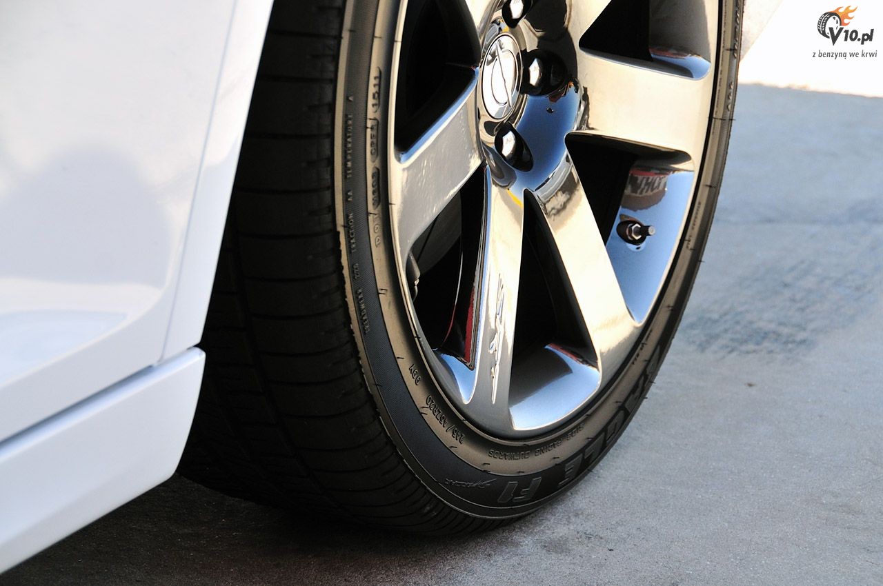 Chrysler 300C SRT8