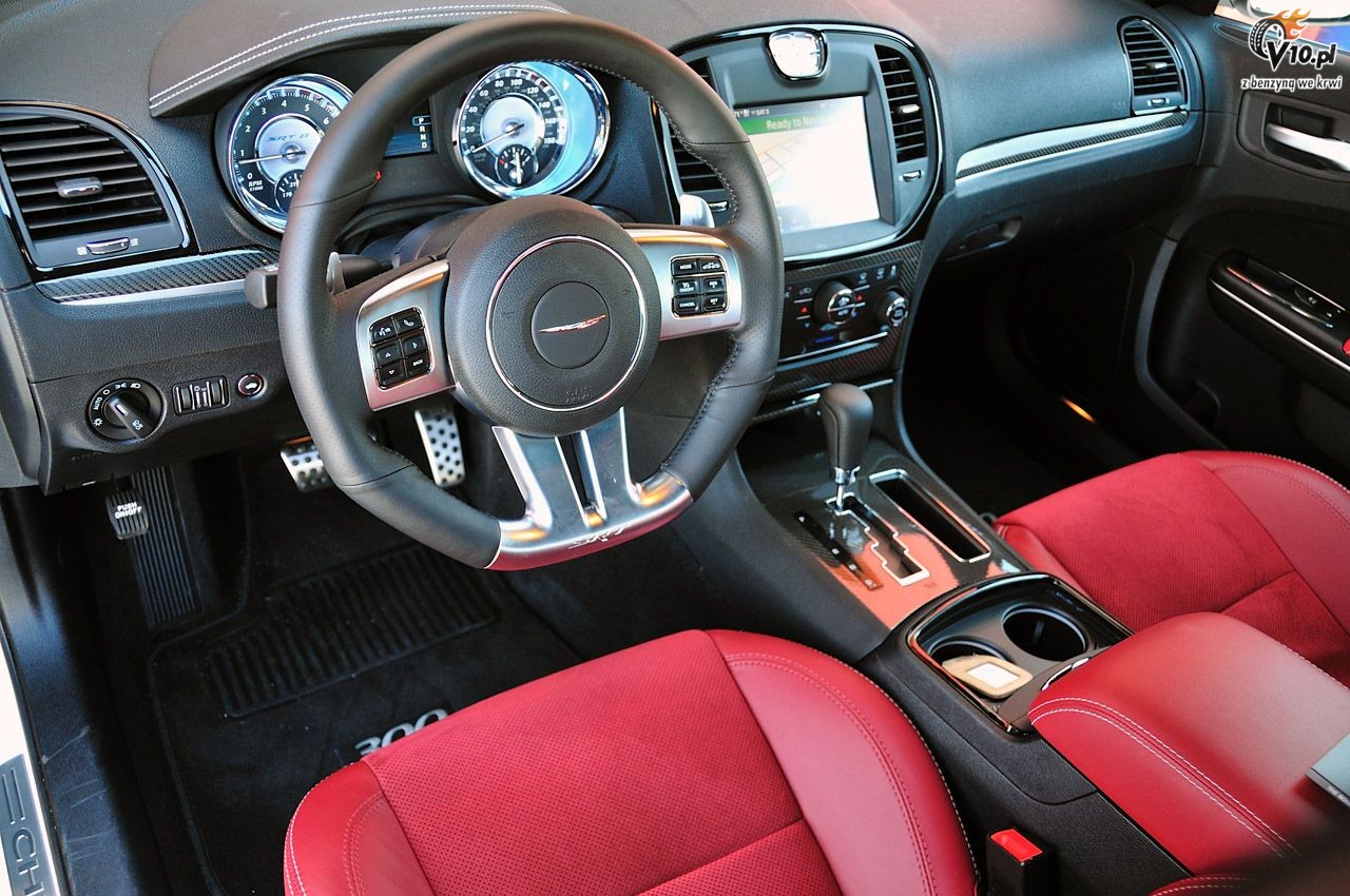 Chrysler 300C SRT8