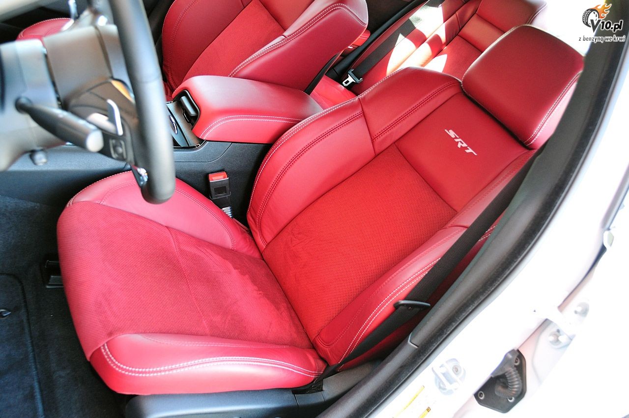 Chrysler 300C SRT8
