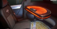 SEMA 2007 Chrysler Town&Country Black Jack