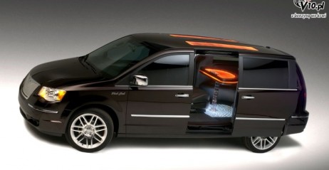 SEMA 2007 Chrysler Town&Country Black Jack