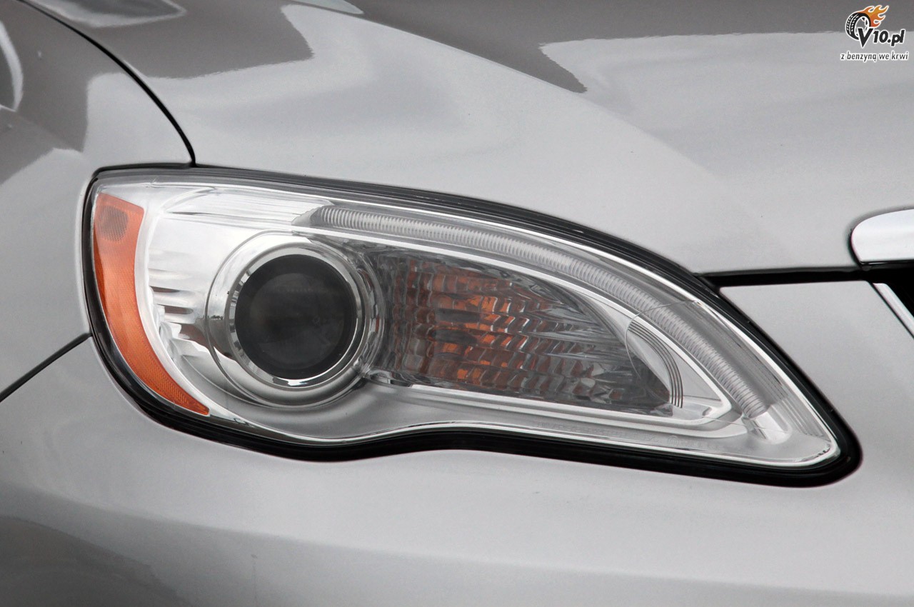 Chrysler 200 Cabrio model 2011