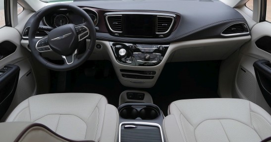 Chrysler Pacifica 2017