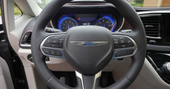 Chrysler Pacifica 2017