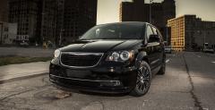 Chrysler Town and Country S