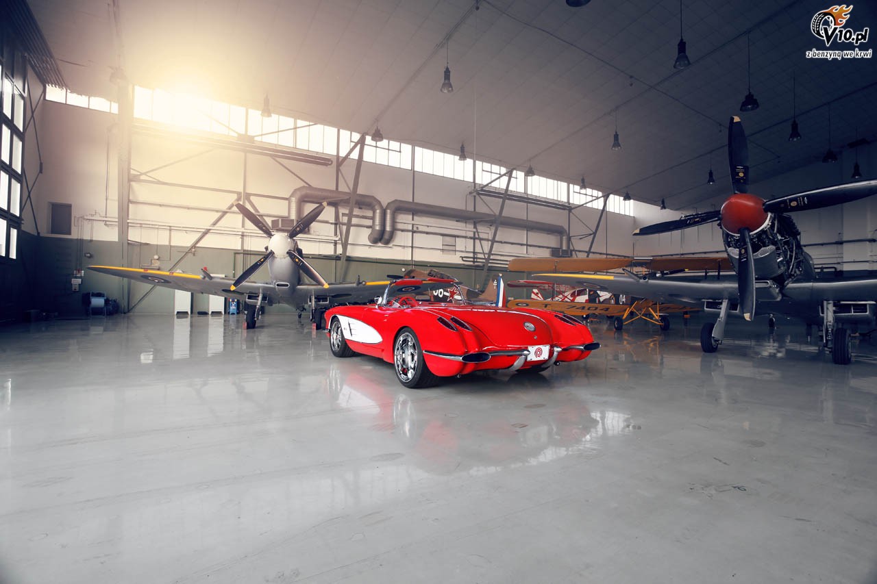 Pogea Racing Corvette C1