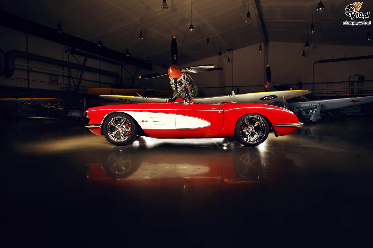 Pogea Racing Corvette C1