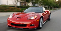 Corvette ZR1 pobia Vipera ACR na Nurburgingu