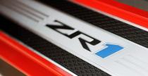 Corvette ZR1 pobia Vipera ACR na Nurburgingu