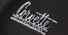 Slash sprzedaje Corvette 427 Sting Ray i H-D Night Rod Special