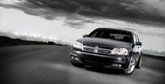 Seryjny Dodge Avenger