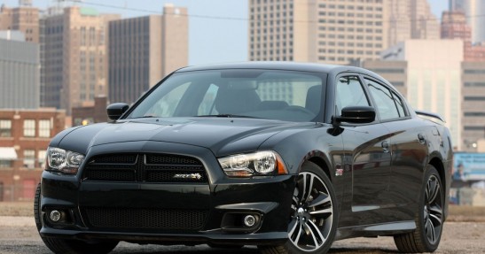Dodge Charger SRT8 Super Bee