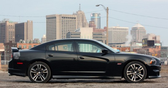 Dodge Charger SRT8 Super Bee