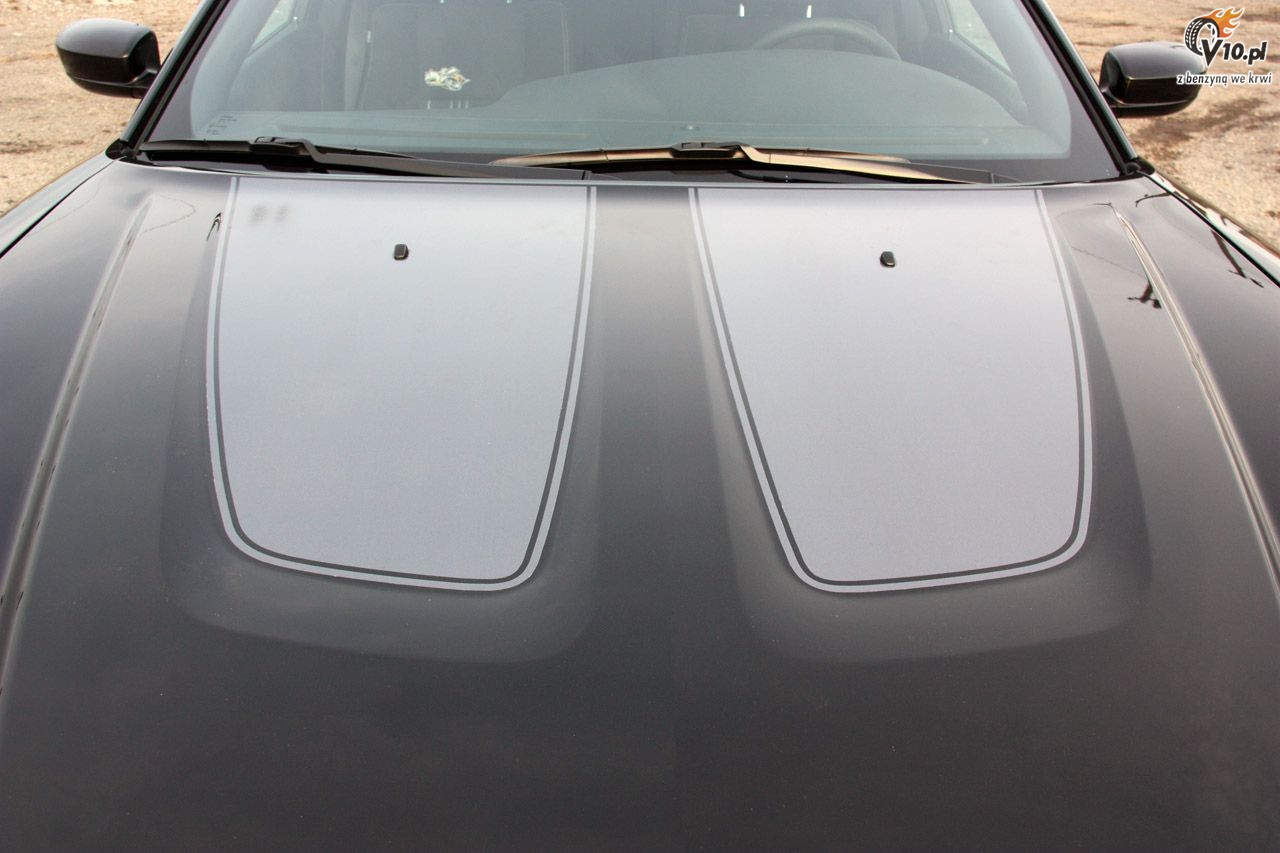 Dodge Charger SRT8 Super Bee