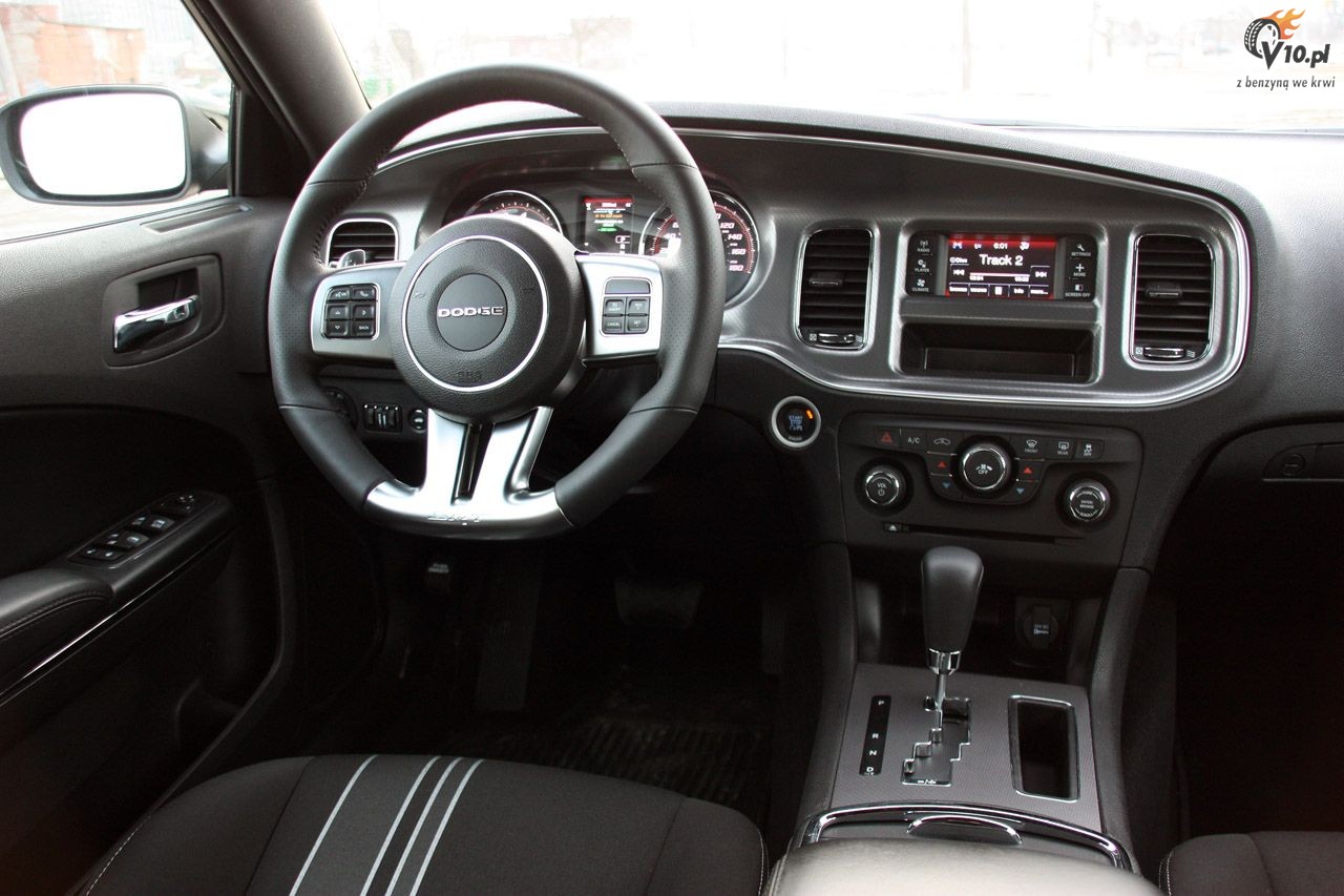Dodge Charger SRT8 Super Bee