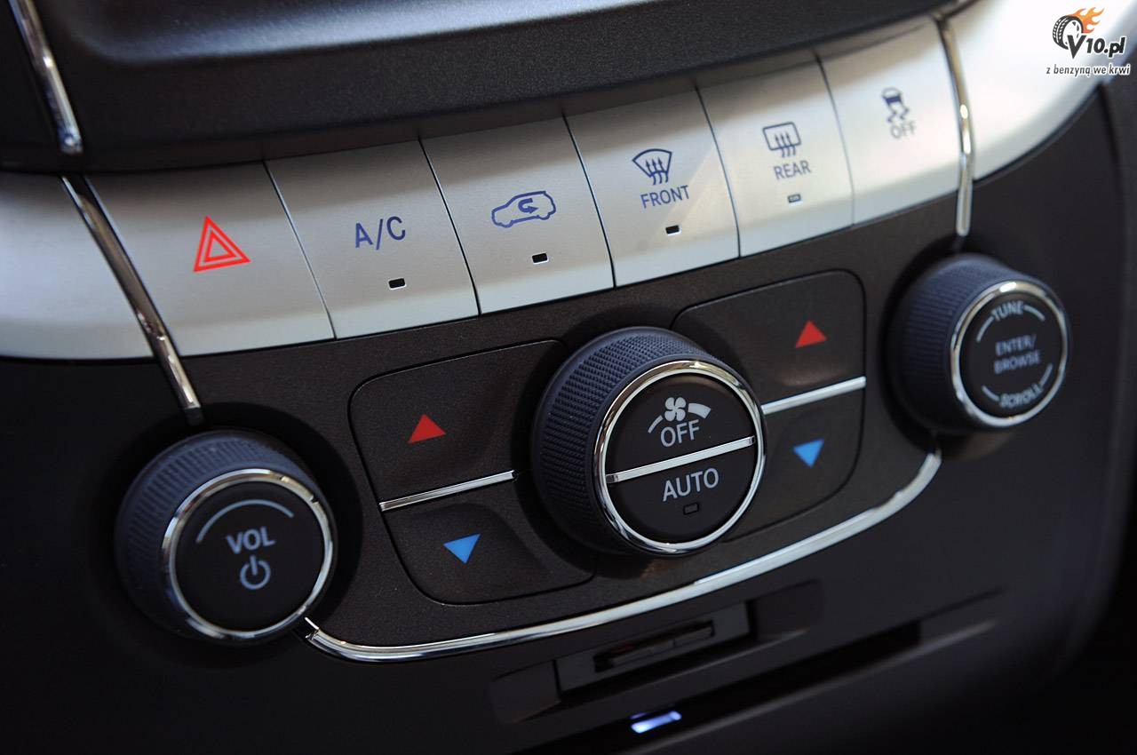Dodge Journey model 2011