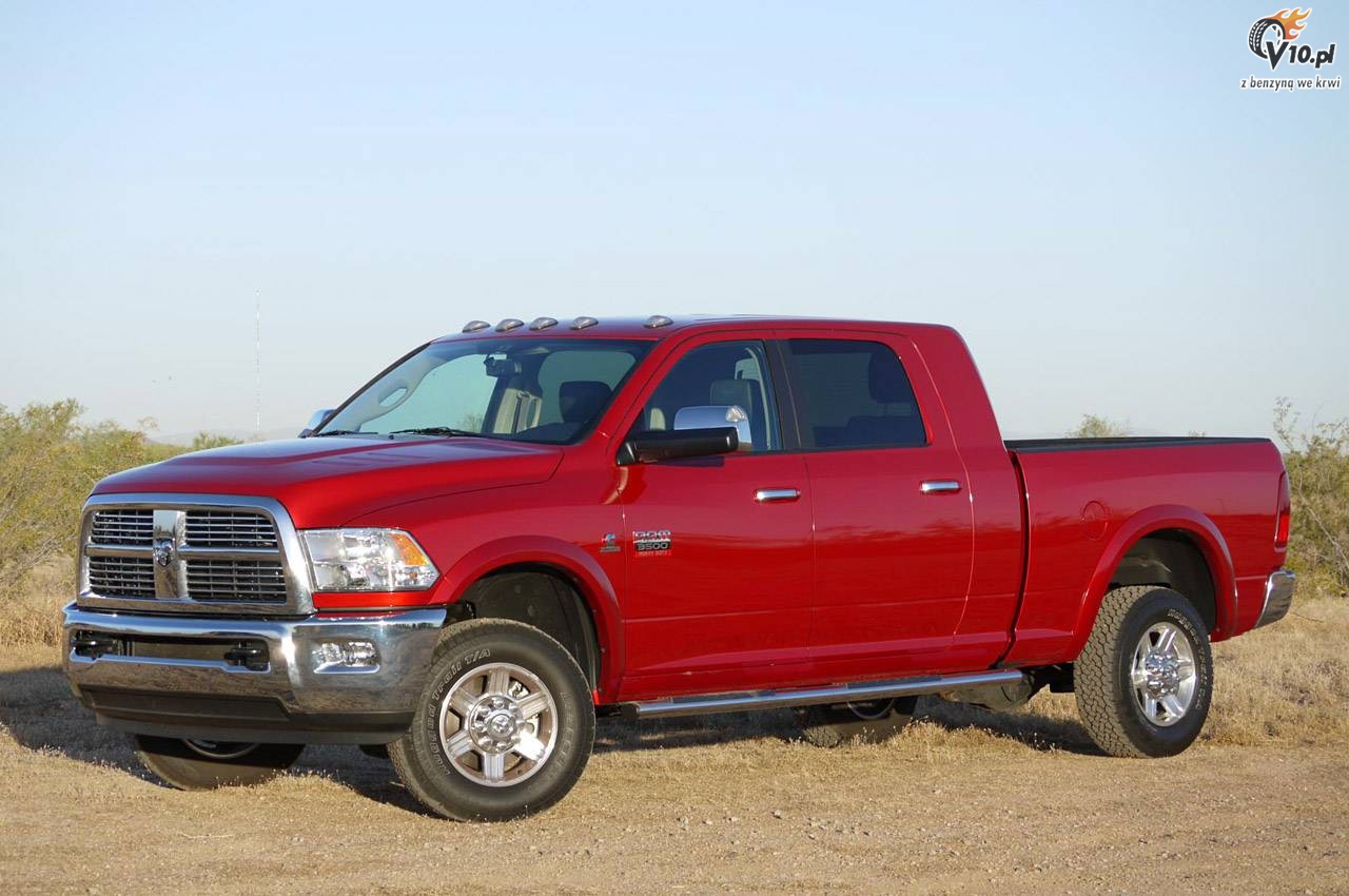 Ram 3500 HD Laramie Mega Cab model 2011